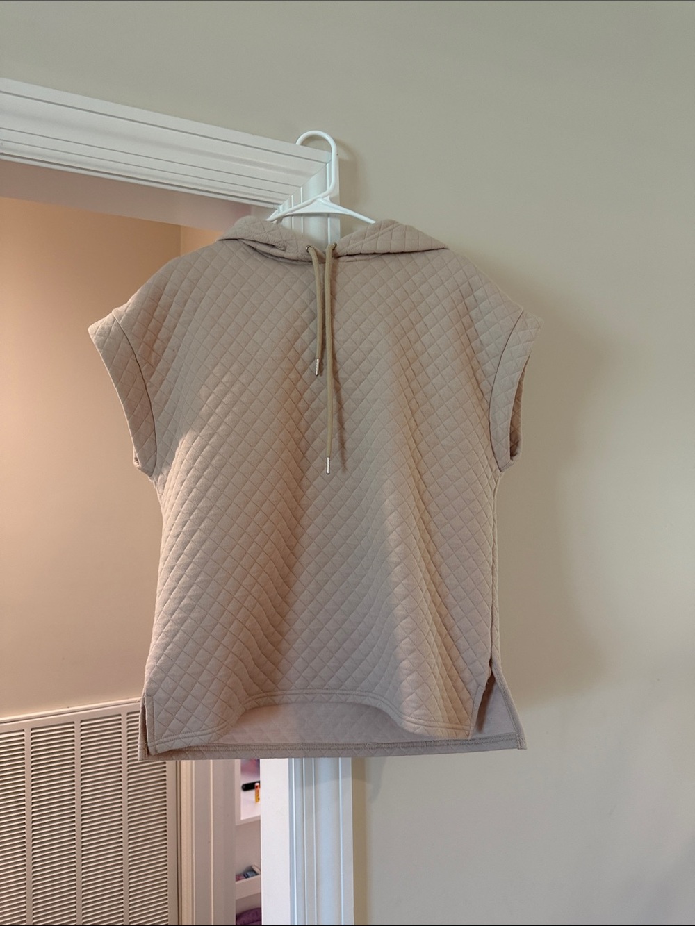 Lovely Melody Quilted Hooded Cap-Sleeve Top in Beige